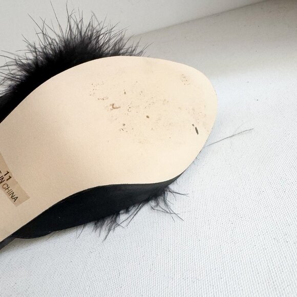 Fredrics of Hollywood Black Open Toe Pop Pom Bedroom Heels 11 - Picture 3 of 4